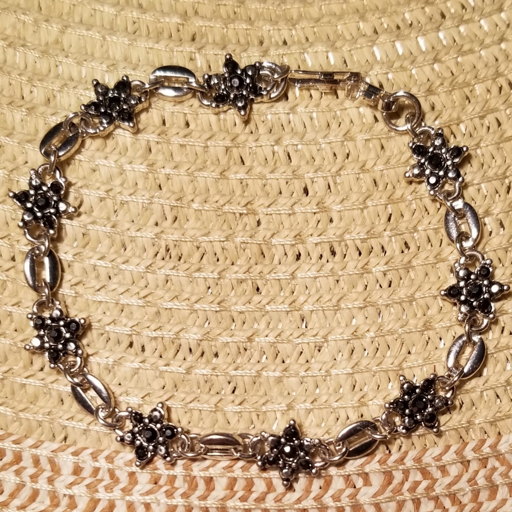 Star snowflake silver tone crystal bracelet